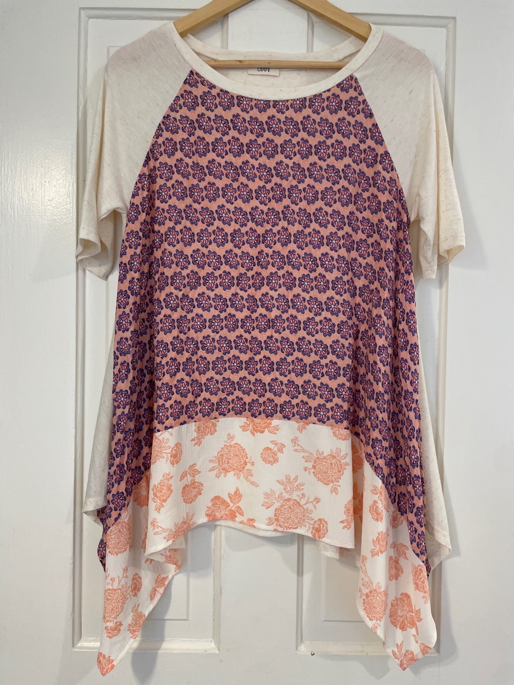 ODDY Linen Blend Mixed Media Cream Floral Print Asymmetrical Top Size M